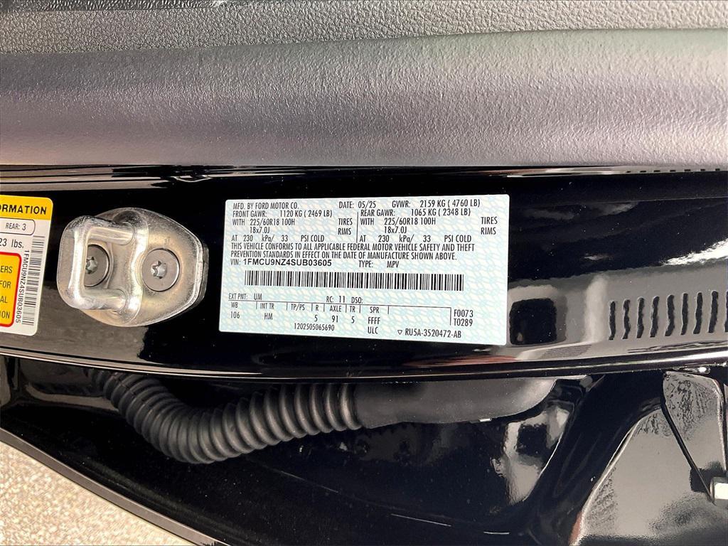 new 2025 Ford Escape car, priced at $30,402