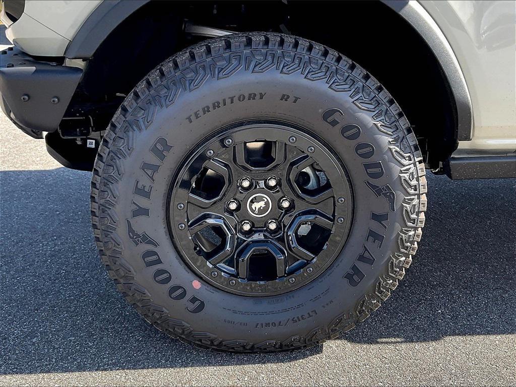 new 2025 Ford Bronco car, priced at $57,437