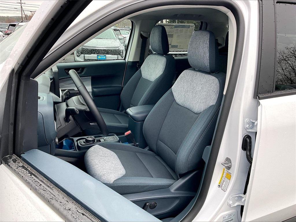 new 2025 Ford Maverick car, priced at $33,025