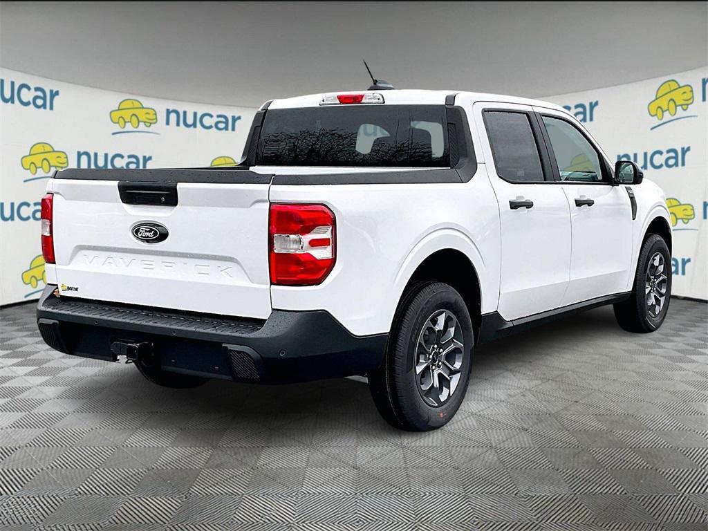 new 2025 Ford Maverick car, priced at $33,025