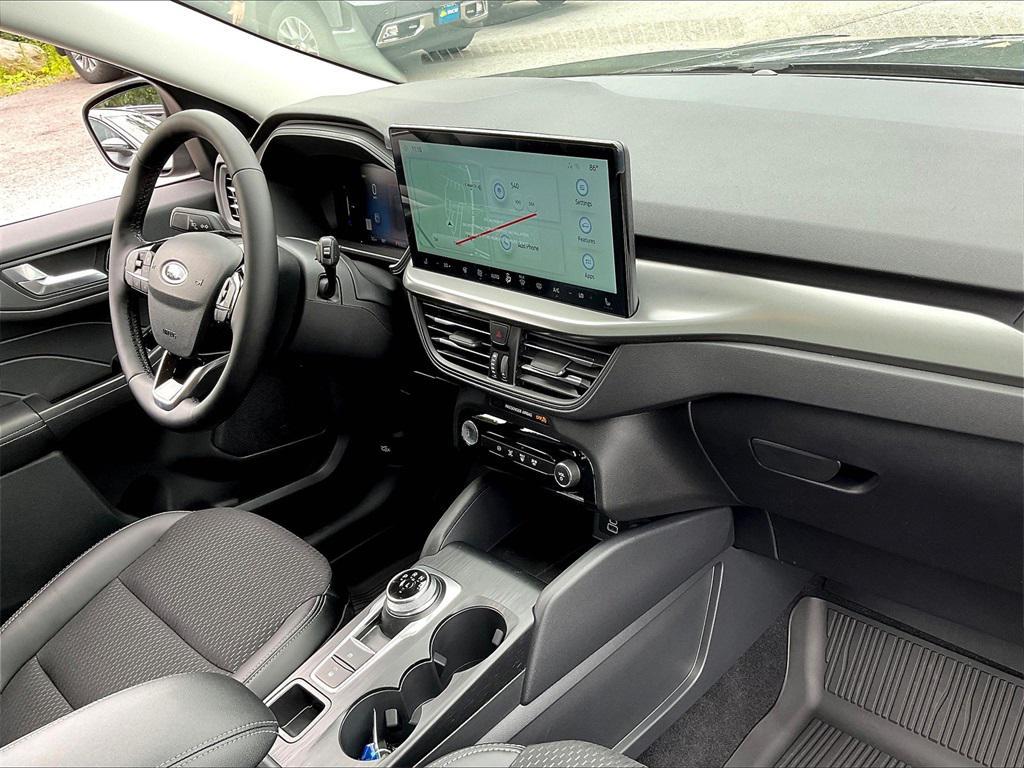 new 2025 Ford Escape PHEV car, priced at $30,884