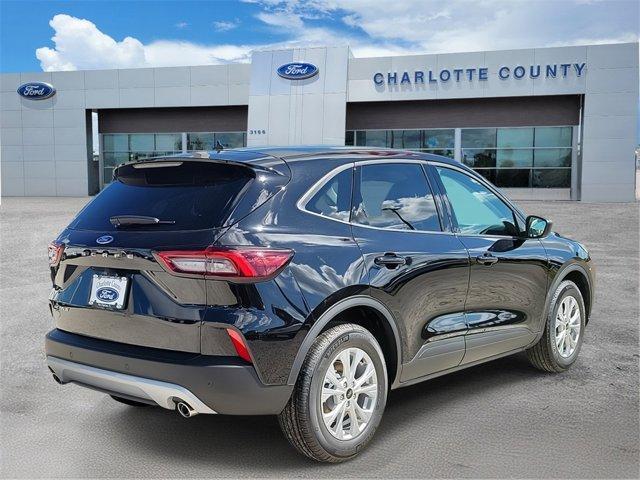 new 2025 Ford Escape car, priced at $30,325