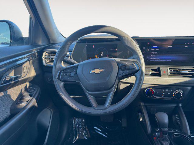 used 2025 Chevrolet TrailBlazer car, priced at $22,489