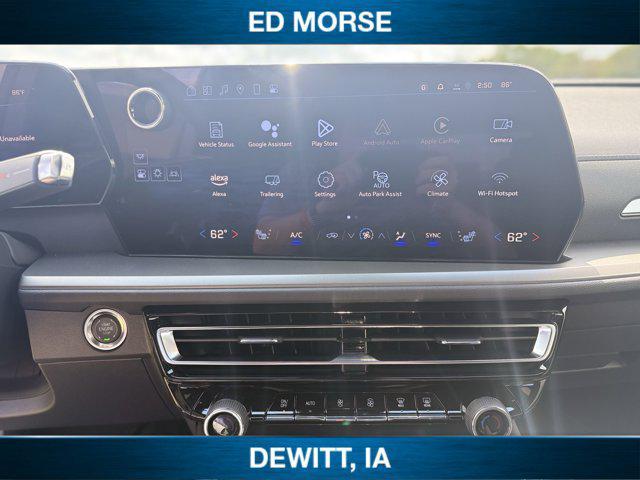 new 2025 Chevrolet Traverse car, priced at $48,715