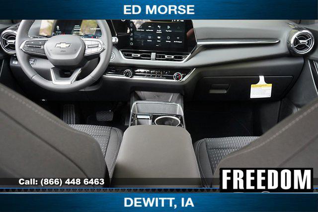 new 2025 Chevrolet Equinox car, priced at $30,490