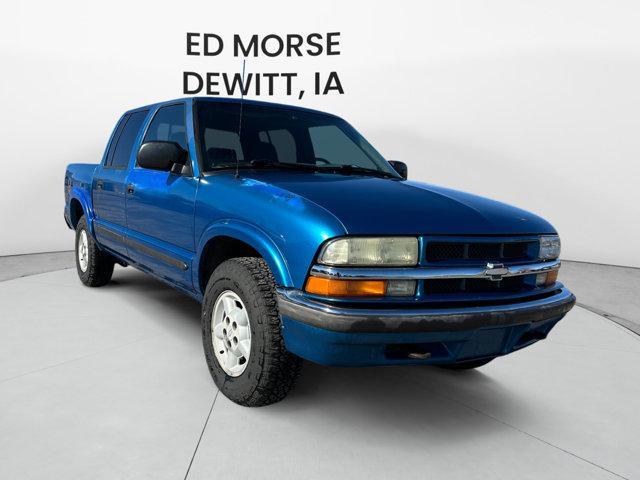 used 2002 Chevrolet S-10 car, priced at $8,994