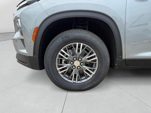 used 2025 Chevrolet Traverse car, priced at $41,910