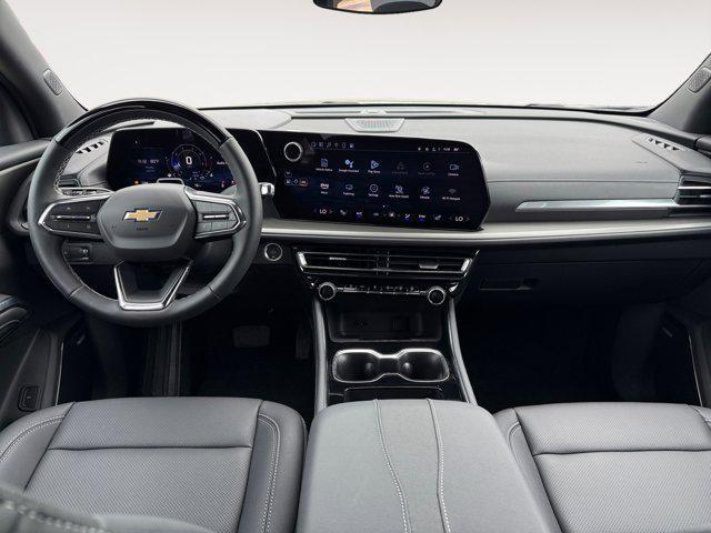 used 2025 Chevrolet Traverse car, priced at $41,910
