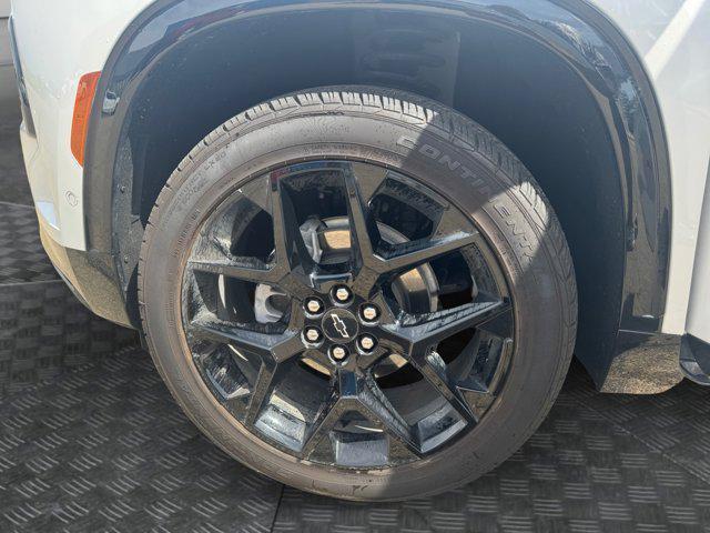 used 2024 Chevrolet Traverse car, priced at $53,895