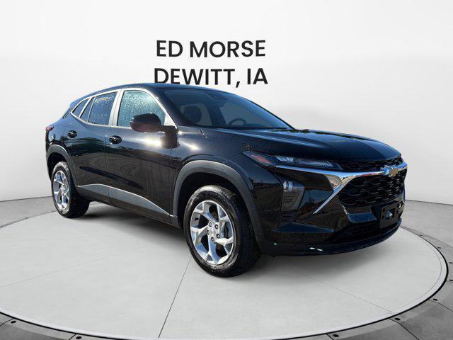 used 2025 Chevrolet Trax car, priced at $22,295