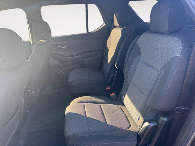 used 2023 Chevrolet Traverse car, priced at $30,074