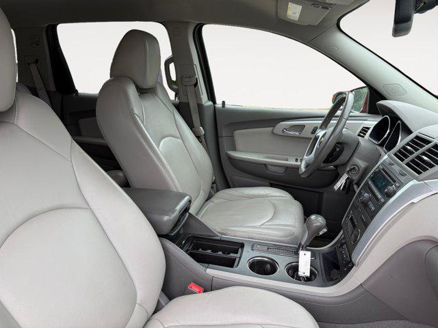 used 2011 Chevrolet Traverse car, priced at $9,995