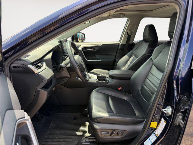used 2020 Toyota RAV4 car, priced at $25,995