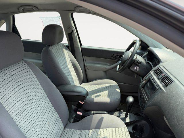 used 2007 Ford Focus car, priced at $5,394