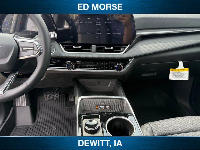 new 2026 Chevrolet Equinox car, priced at $33,126