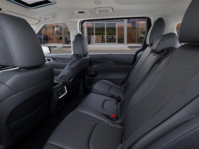 new 2025 Kia Carnival Hybrid car, priced at $51,920