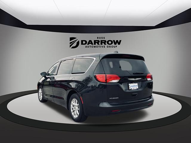 used 2017 Chrysler Pacifica car, priced at $14,500