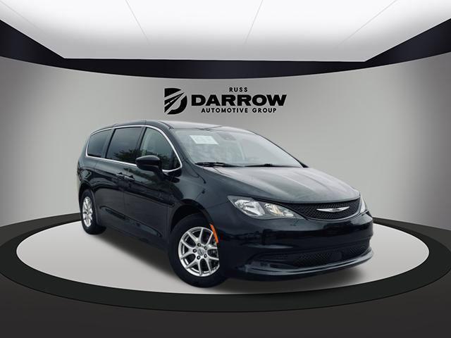 used 2017 Chrysler Pacifica car, priced at $14,500