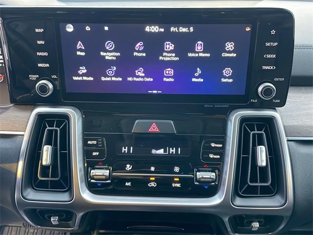 used 2023 Kia Sorento car, priced at $27,994