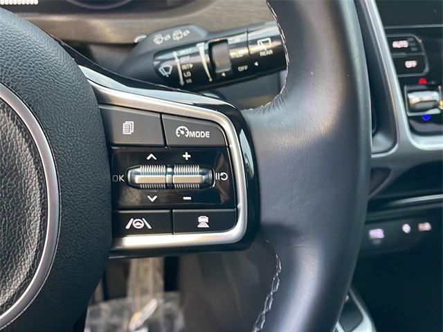 used 2023 Kia Sorento car, priced at $27,994