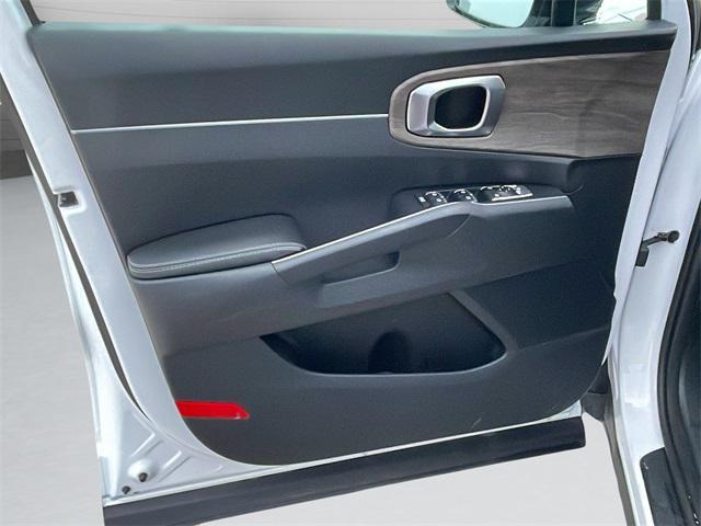 used 2023 Kia Sorento car, priced at $27,994