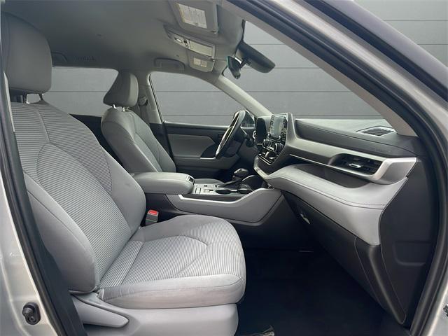 used 2022 Toyota Highlander car, priced at $29,500