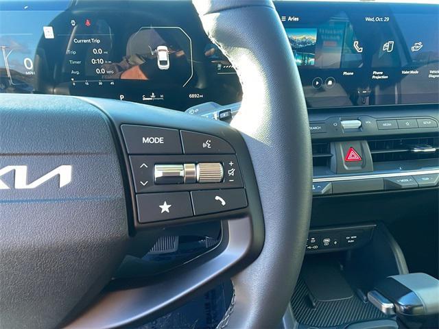 used 2025 Kia K4 car, priced at $21,994