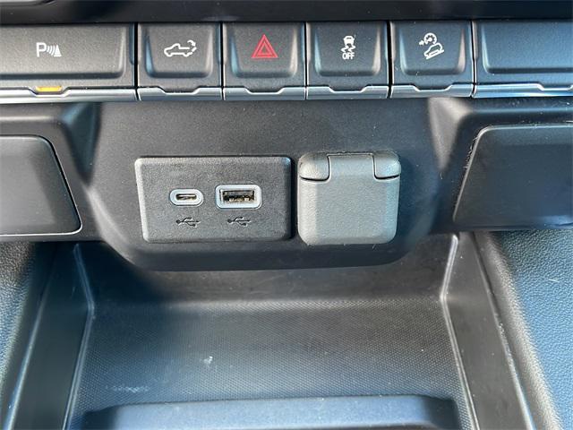 used 2022 Chevrolet Silverado 1500 car, priced at $35,994