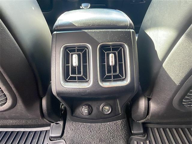 used 2022 Kia Sorento car, priced at $25,994