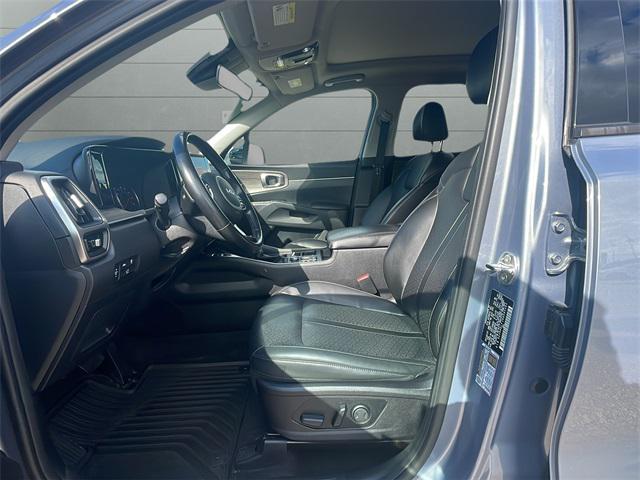 used 2022 Kia Sorento car, priced at $25,994