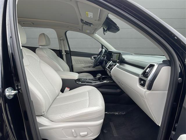 used 2022 Kia Sorento car, priced at $30,594