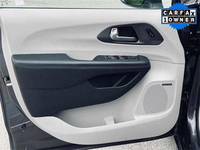 used 2018 Chrysler Pacifica car, priced at $18,850