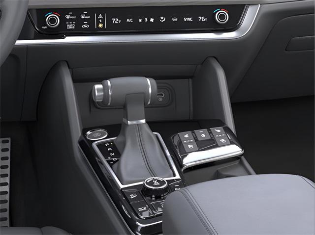 new 2025 Kia Sportage car, priced at $38,789
