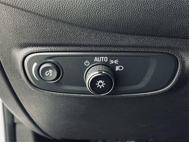 used 2022 Chevrolet Equinox car, priced at $20,994