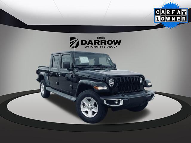 used 2022 Jeep Gladiator car, priced at $27,635