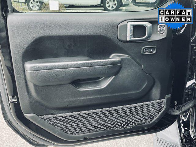 used 2022 Jeep Gladiator car, priced at $27,635