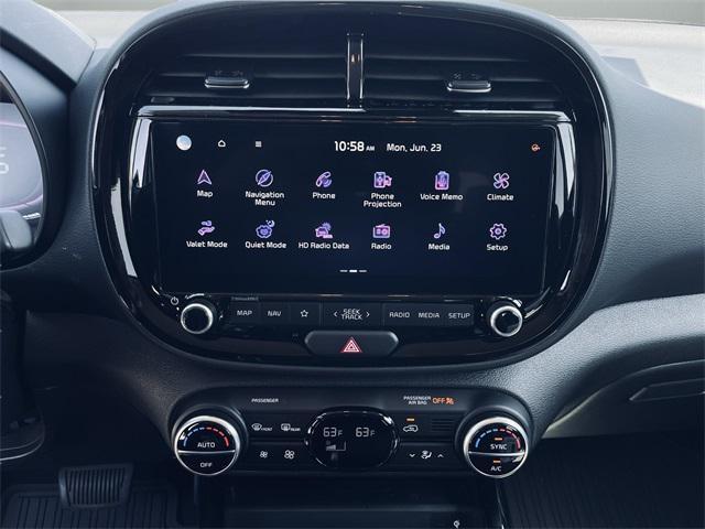 used 2024 Kia Soul car, priced at $19,994