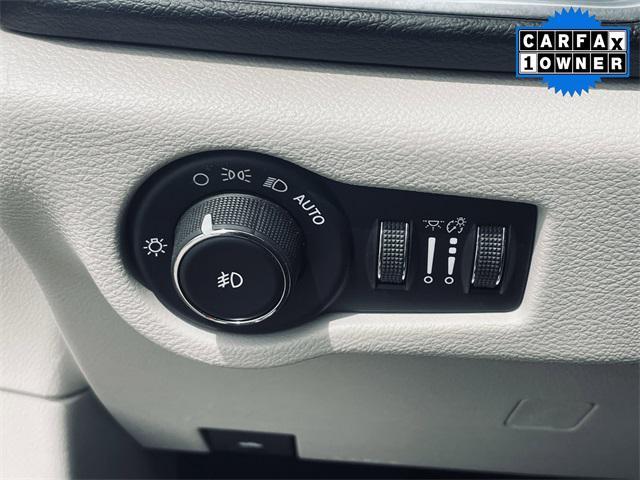 used 2018 Chrysler Pacifica car, priced at $12,500