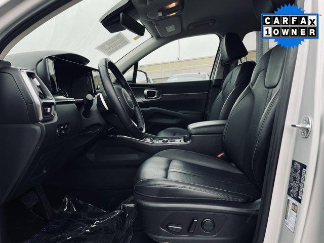 used 2024 Kia Sorento Hybrid car, priced at $33,500