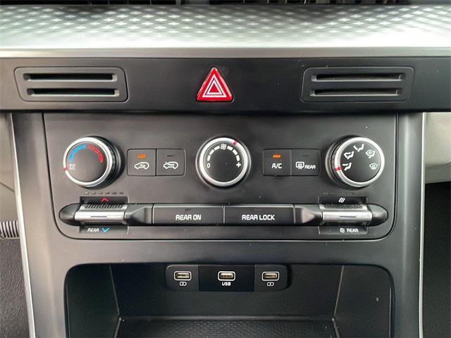 used 2024 Kia Carnival car, priced at $31,900