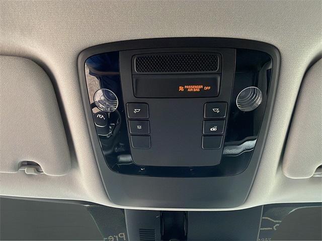 used 2024 Kia Carnival car, priced at $31,900