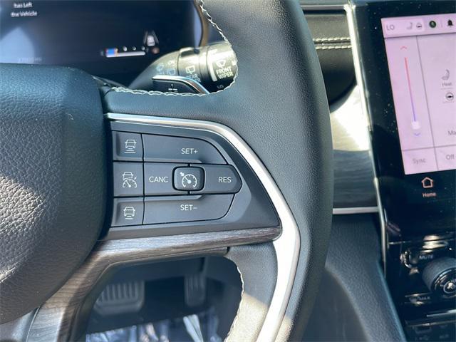 used 2024 Jeep Grand Cherokee car, priced at $32,900