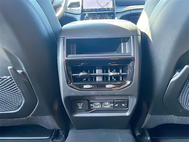 used 2024 Jeep Grand Cherokee car, priced at $32,900