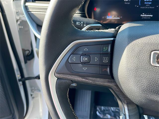 used 2024 Jeep Grand Cherokee car, priced at $32,900