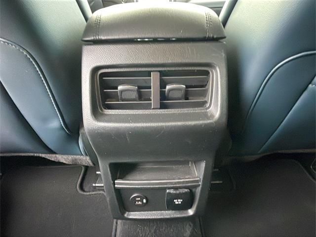 used 2022 Ford Edge car, priced at $21,900