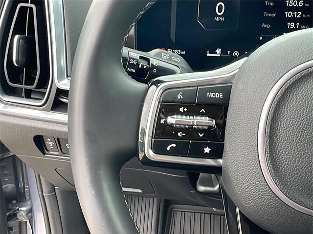 used 2025 Kia Sorento car, priced at $35,800