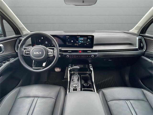 used 2025 Kia Sorento car, priced at $35,800