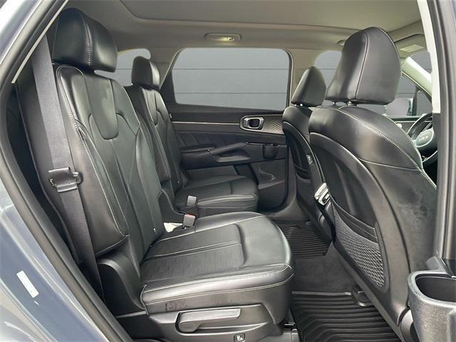used 2025 Kia Sorento car, priced at $35,800