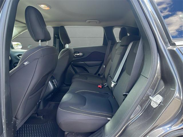 used 2016 Jeep Cherokee car, priced at $10,499