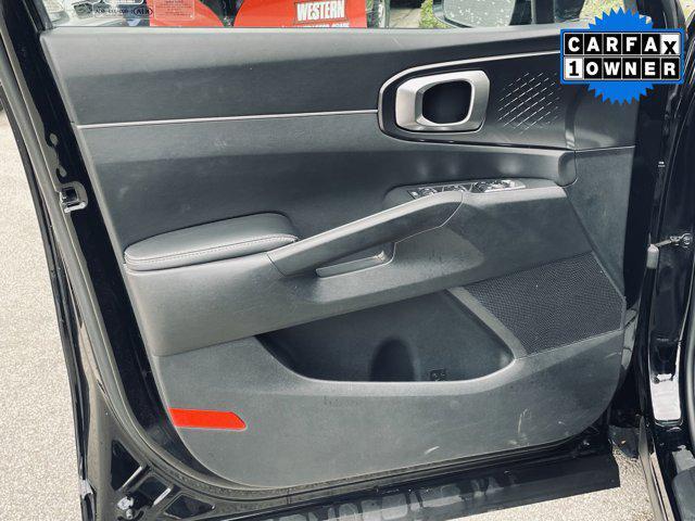used 2021 Kia Sorento car, priced at $22,900